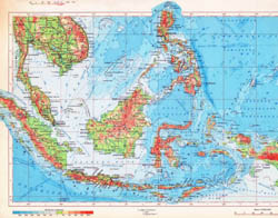 Large detailed physical map of Indonesia in russian.