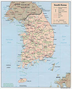 Large political and administrative map of South Korea with roads and major cities - 1995.